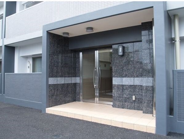 アーバンフラッツ小田原の物件外観写真