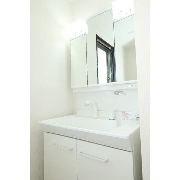 カーサ・スタジオーネ原町の物件内観写真