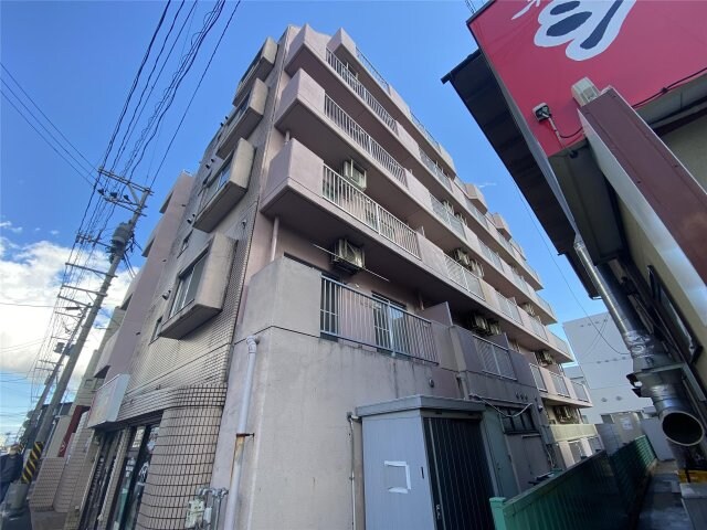 メイゾン西多賀の物件外観写真