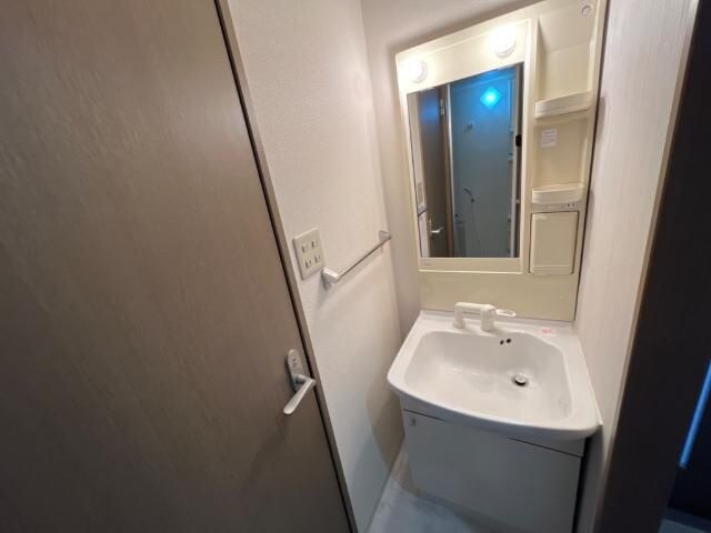 コンフォールの物件内観写真