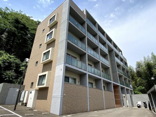 エルミタージュ川内の物件外観写真