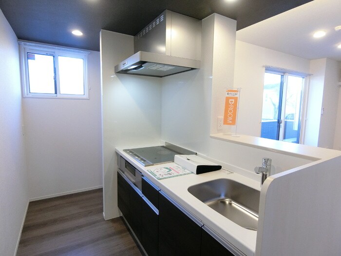 Ｄ－ＲＯＯＭ南材木町の物件内観写真