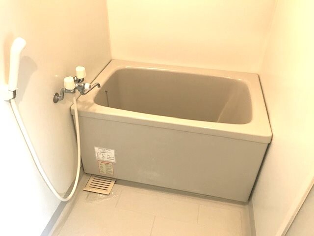 カスタリア大町の物件内観写真