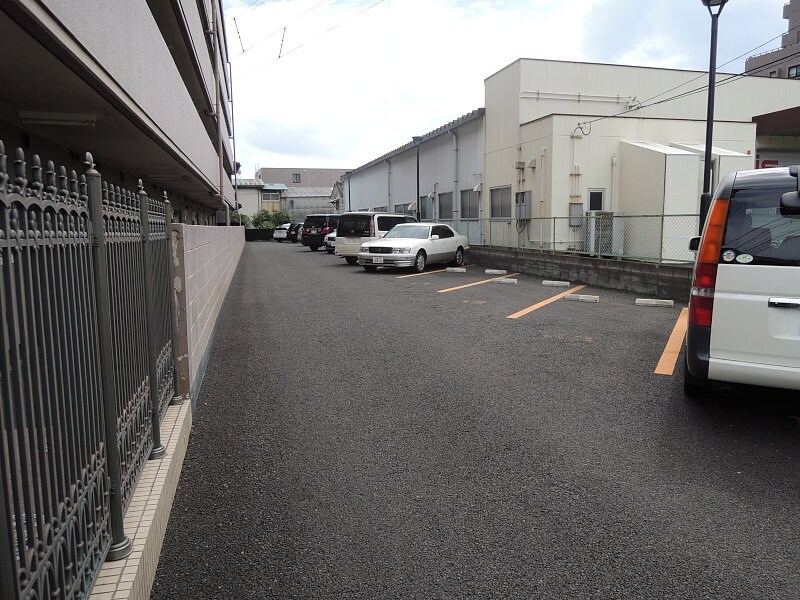 イーグルハイツ萩野町の物件外観写真