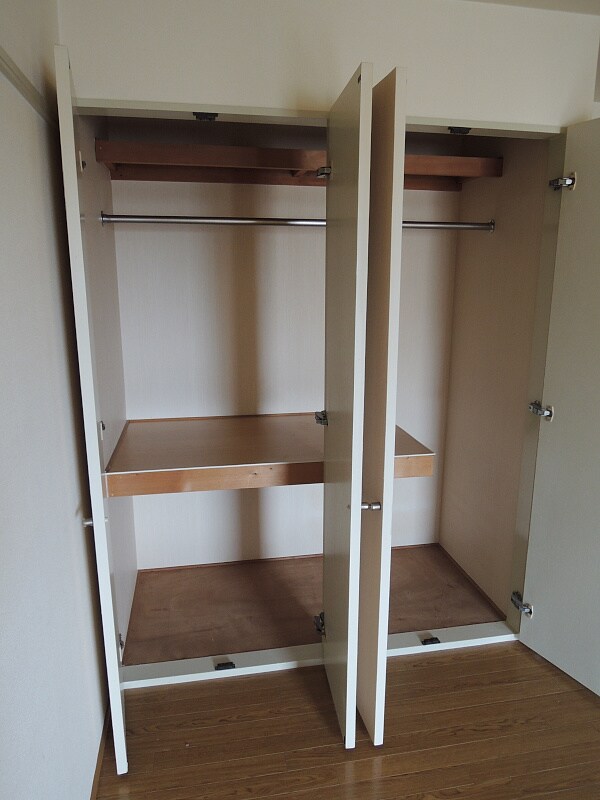 イーグルハイツ萩野町の物件内観写真