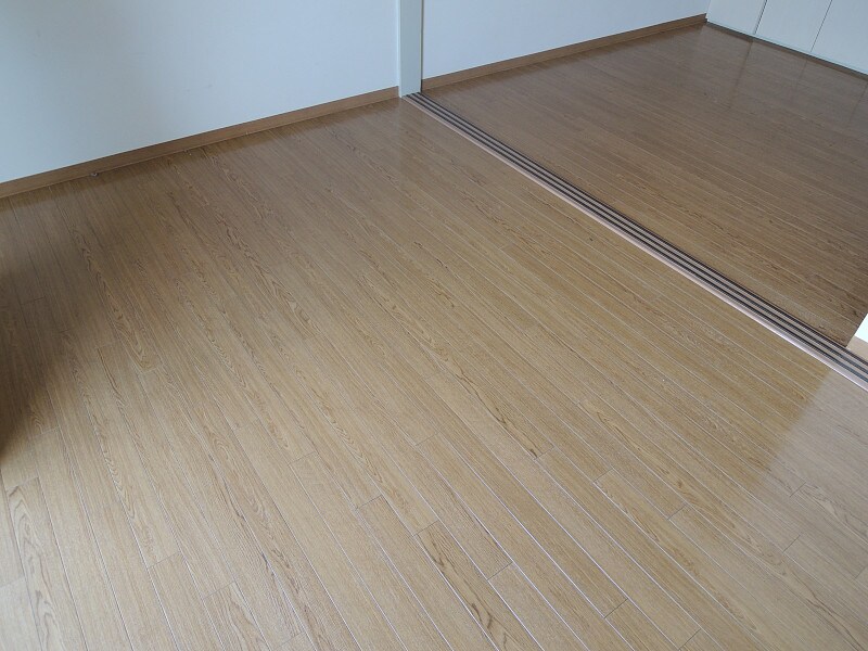 イーグルハイツ萩野町の物件内観写真