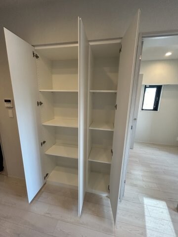 シーズンフラッツ青葉通一番町の物件内観写真