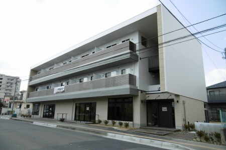 ゆうこく東仙台の物件外観写真