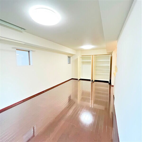 ヴィアーレ勾当台Ⅱの物件内観写真