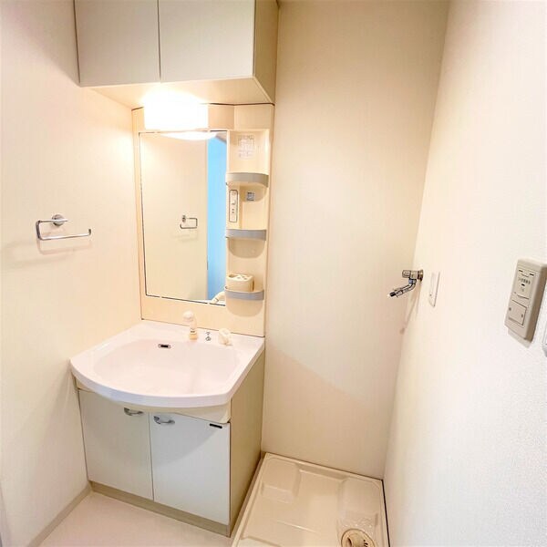 ヴィアーレ勾当台Ⅱの物件内観写真