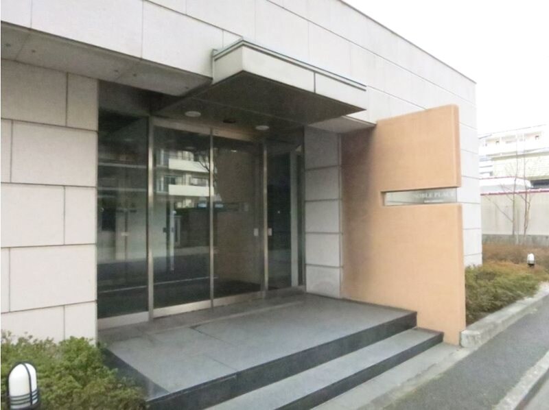 ノーブルプレイス北四番丁の物件外観写真