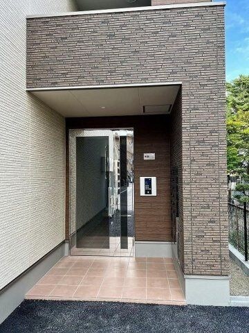 マロンクリスタルの物件外観写真