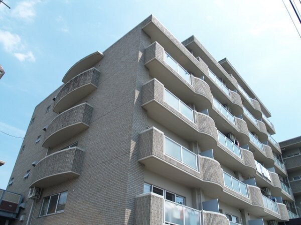 黒松クレストの物件外観写真