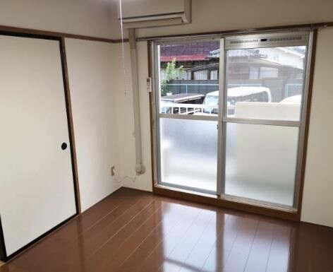 サンプラザ子平町の物件内観写真