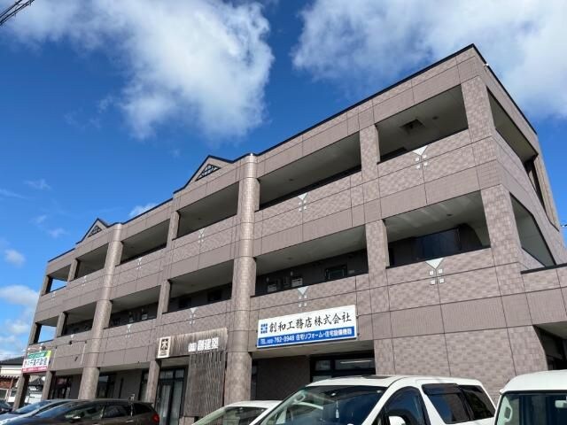 グランクリュ　（Ｇｒａｎｄ　Ｃｒｕ）の物件外観写真