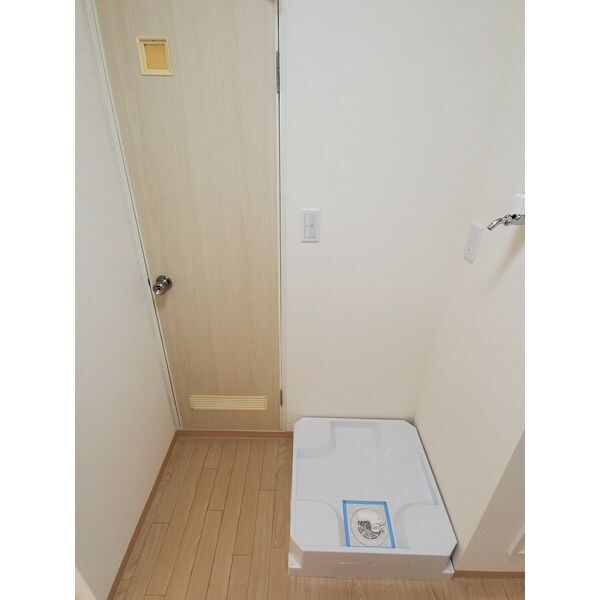 イーグルハイツ錦町の物件内観写真