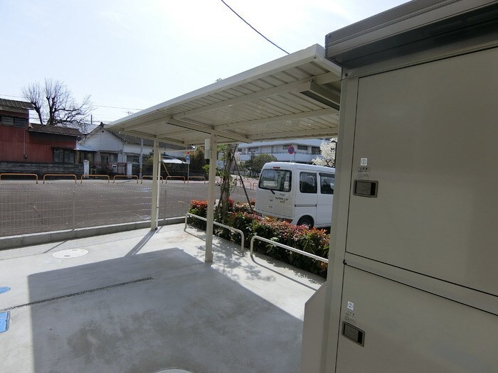 Ｄ－ｒｏｏｍ白萩町の物件外観写真