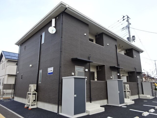 レーヴⅡ番館の物件外観写真