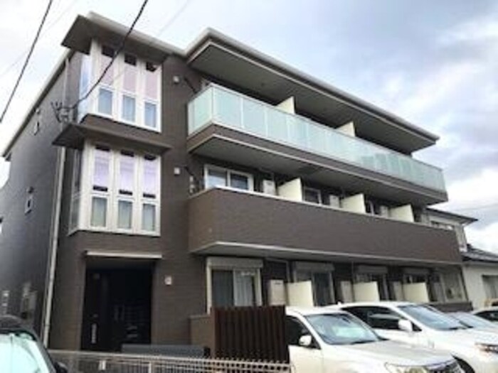 グランディール泉中央の物件外観写真