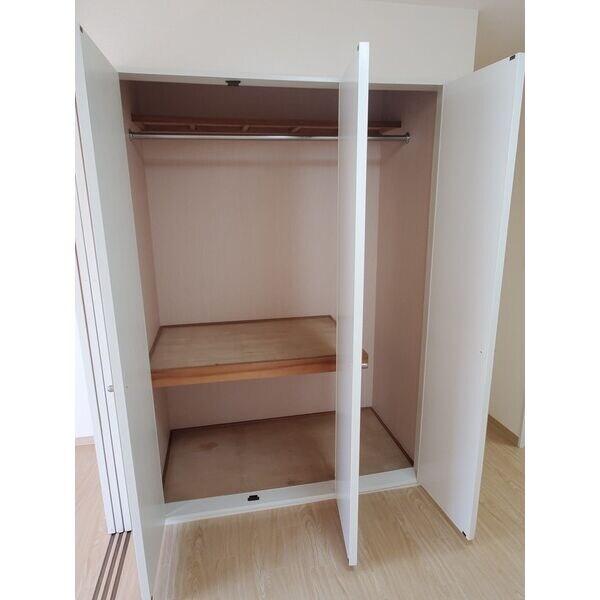 イーグルハイツ錦町の物件内観写真