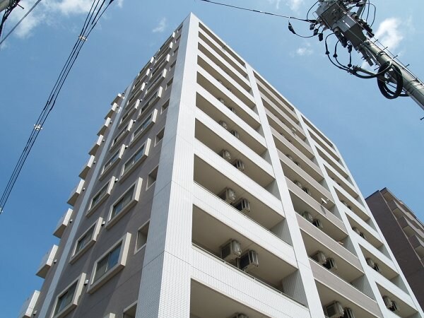 スクエア泉中央の物件外観写真