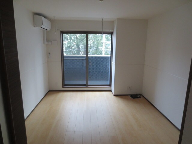 ウルス花京院Aの物件内観写真