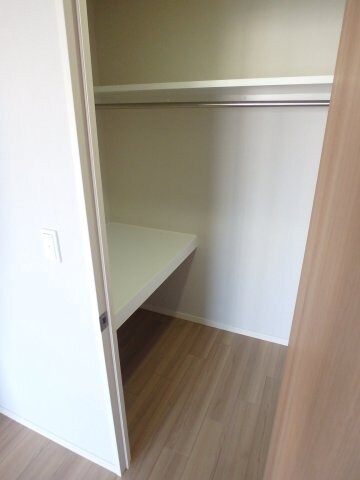 シュロスミーナ晩翠通の物件内観写真