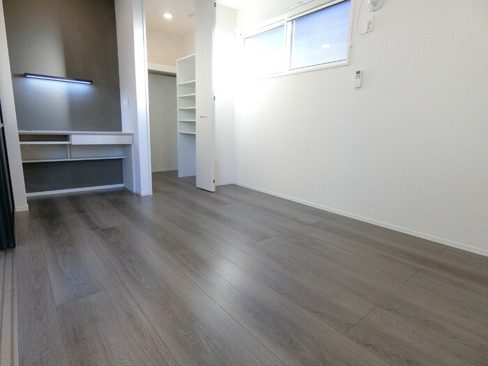 Ｄ－ＲＯＯＭ南材木町の物件内観写真