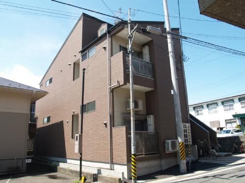 カミエール東照宮の物件外観写真