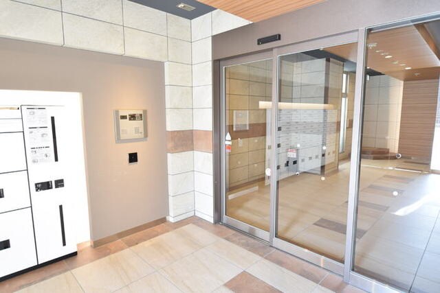 元町駅 徒歩5分の物件外観写真