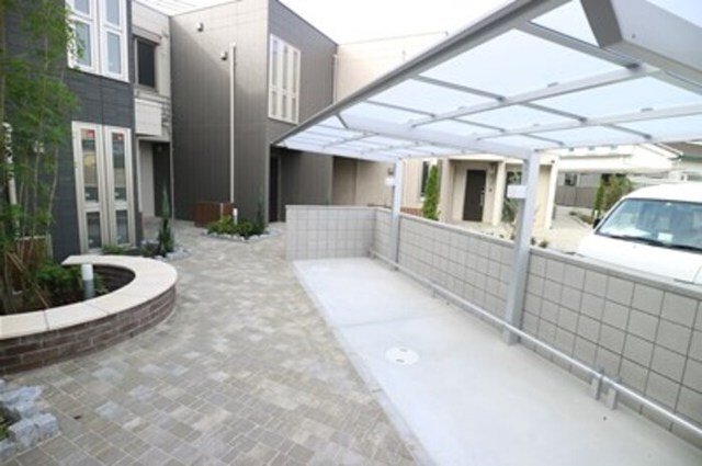 宝塚南口駅 徒歩7分 2階の物件外観写真