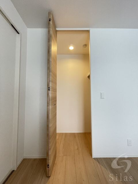 出屋敷駅 バス9分  西難波南下車：停歩1分 2階の物件内観写真