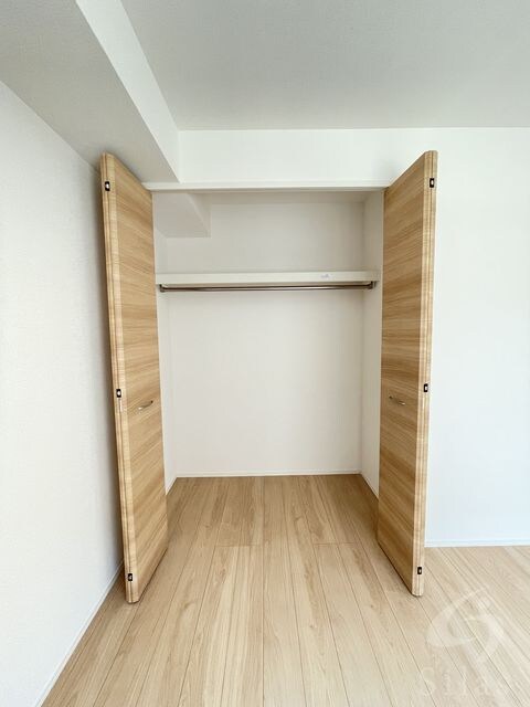 出屋敷駅 バス9分  西難波南下車：停歩1分 2階の物件内観写真