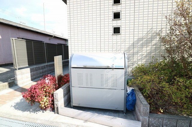 伊丹駅 徒歩18分 3階の物件外観写真