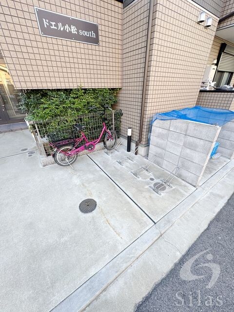 武庫川駅 徒歩3分 1階の物件外観写真