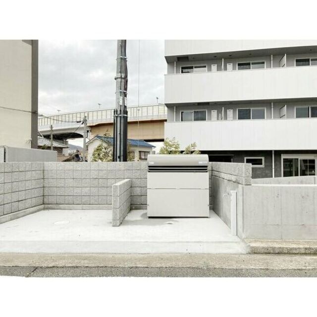 川西池田駅 徒歩9分 1階の物件外観写真