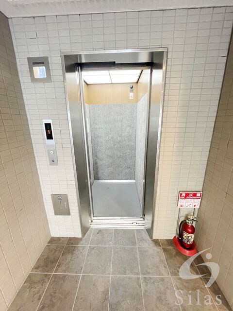 青木駅 徒歩12分 6階の物件外観写真