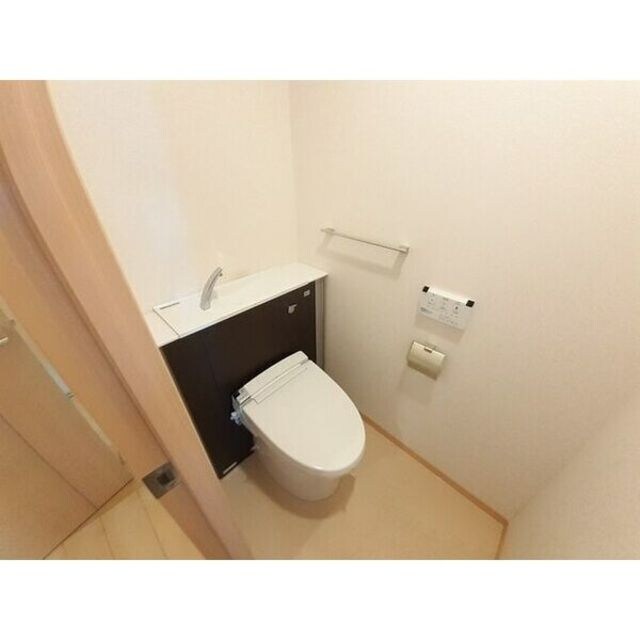 尼崎駅 徒歩4分 6階の物件内観写真