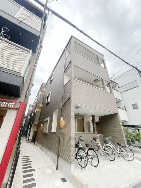 西新町駅 徒歩2分 1階の物件外観写真