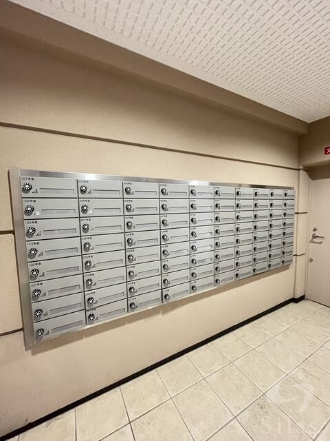 尼崎駅 徒歩5分 2階の物件外観写真