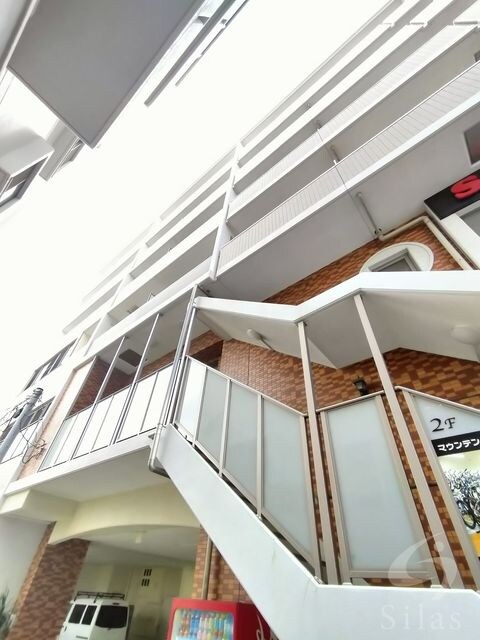 出屋敷駅 徒歩9分 3階の物件外観写真