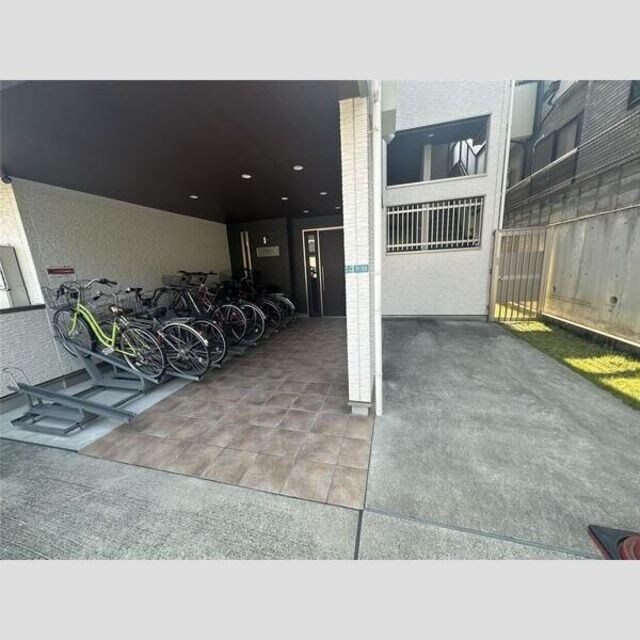 伊丹駅 徒歩8分 2階の物件外観写真