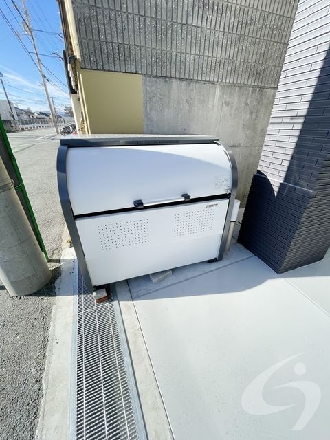 雲雀丘花屋敷駅 徒歩5分 2階の物件外観写真