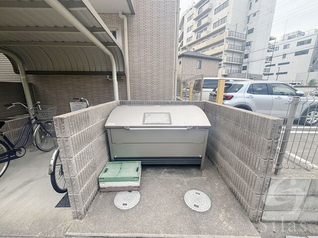 川西池田駅 徒歩2分 2階の物件外観写真