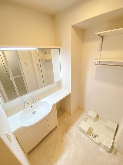 立花駅 徒歩20分 3階の物件内観写真