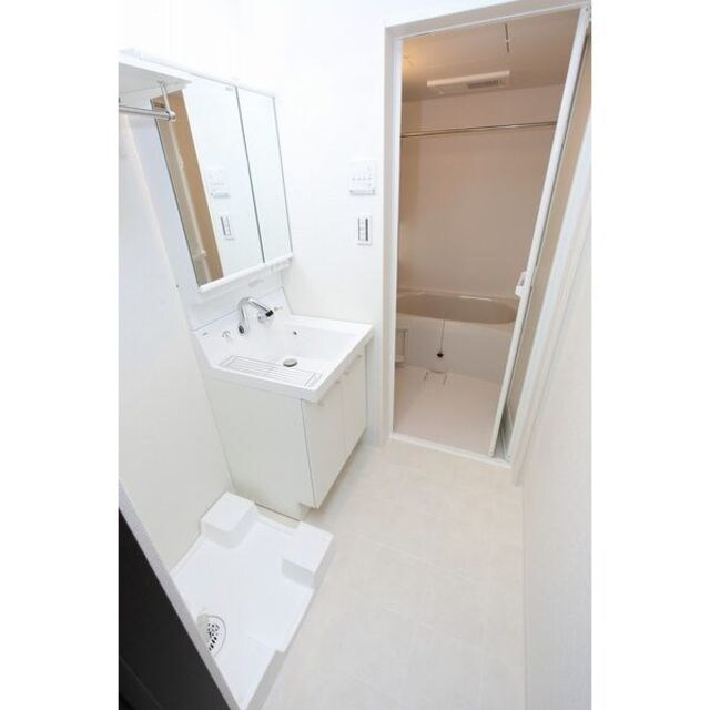 出屋敷駅 徒歩7分 1階の物件内観写真