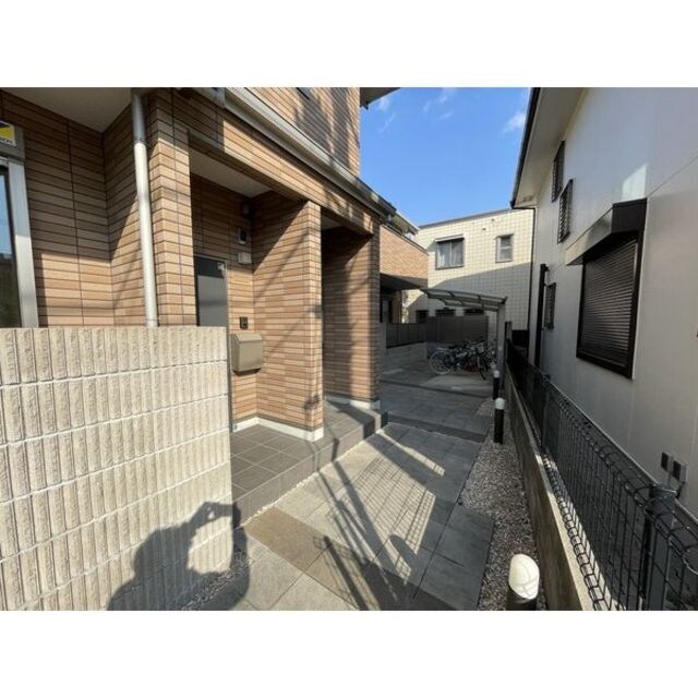 青木駅 徒歩3分 2階の物件外観写真