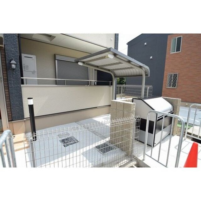 伊丹駅 徒歩8分 1階の物件外観写真