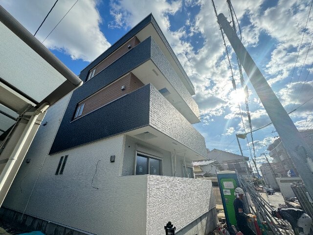 フジパレス吹田垂水町3番館の物件外観写真