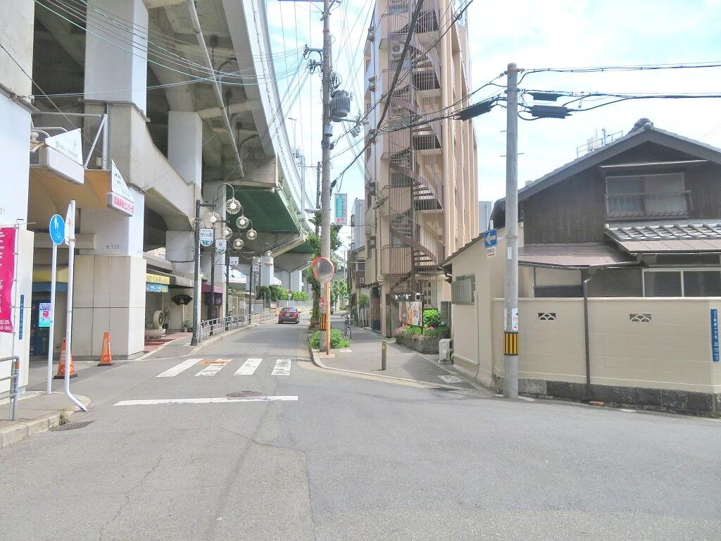 ライジングコート姫島駅前の物件外観写真